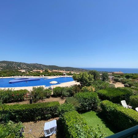 Appart. Vue Mer Avec Piscine - Golfe De St Tropez Les Issambres Luaran gambar